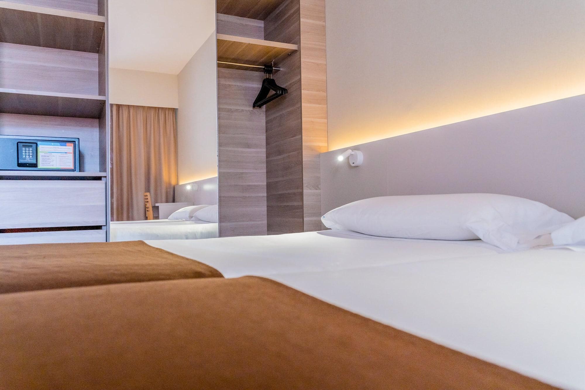 Paradise Park Fun Lifestyle Hotel 4*