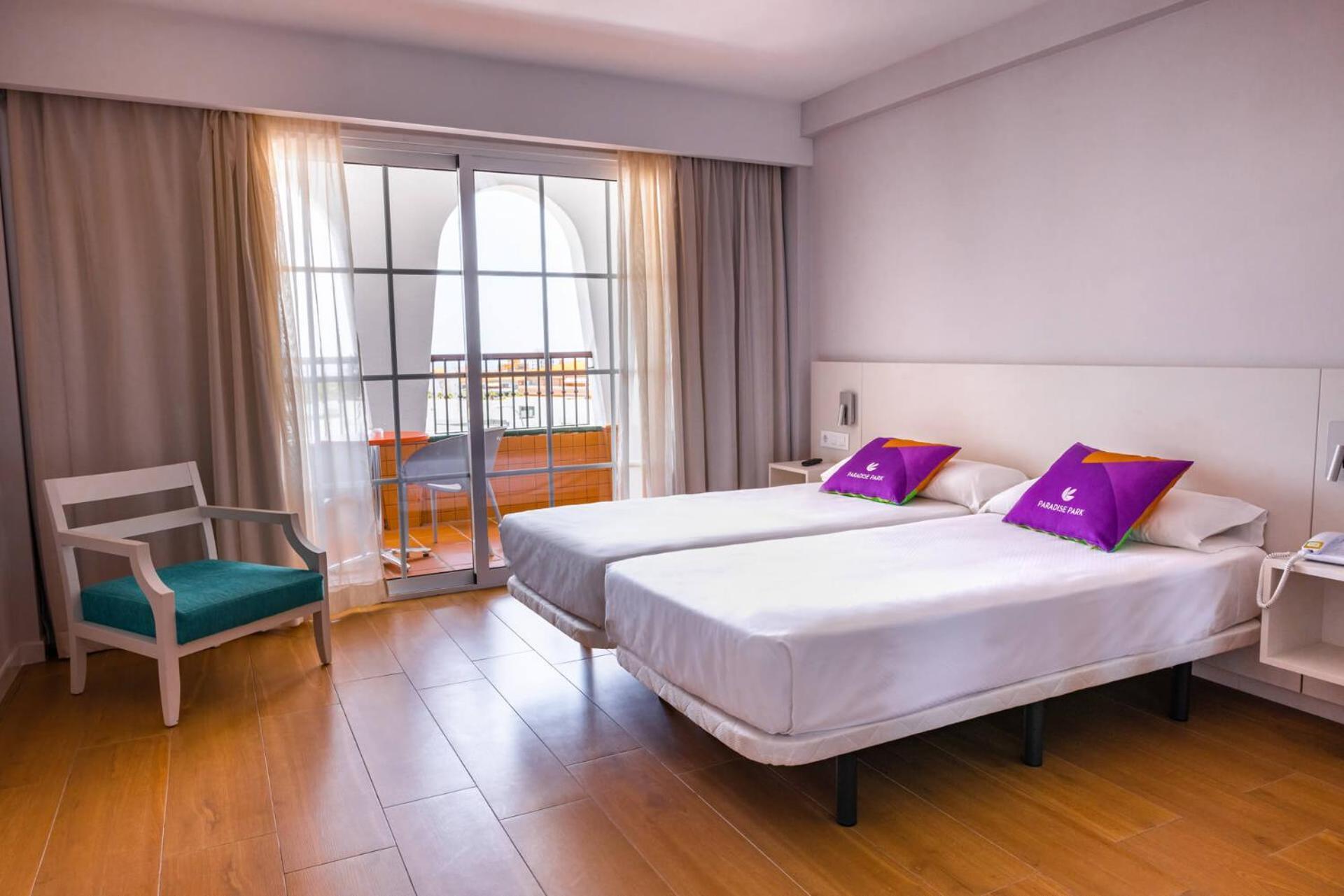 Paradise Park Fun Lifestyle Hotel 4*